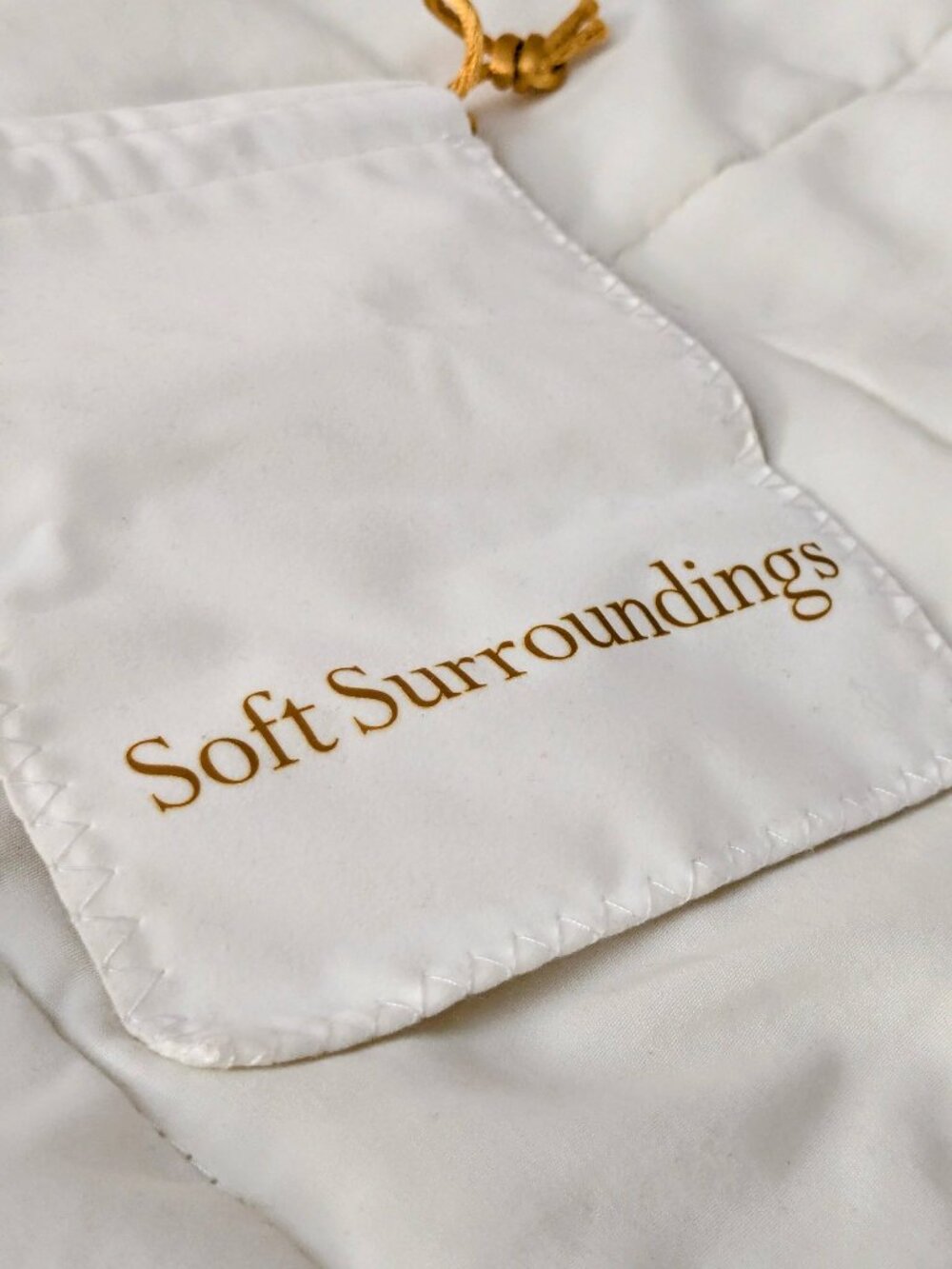 Soft Surroundings Cream Velveteen Drawstring Jewelry Dust Bag for Gift Giving